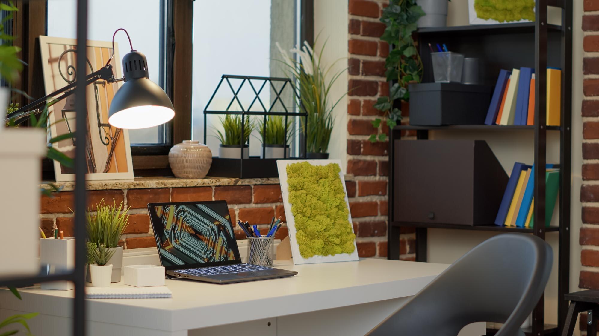 Espacio de trabajo bien iluminado